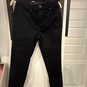 Chico's So Slimming Girlfriend Slim Leg Ankle Black Jeans